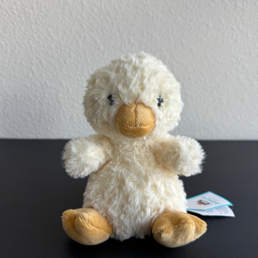 AUTHENTIC❗️New with Tags NWT-Jellycat Yummy Duckling Duck Yellow Cute Plush Toy